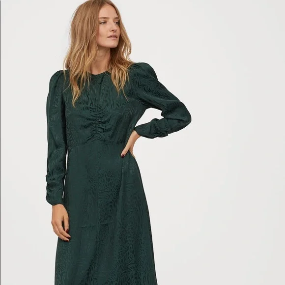 h&m green slip dress Women's Olive green Bead-detail slip dress